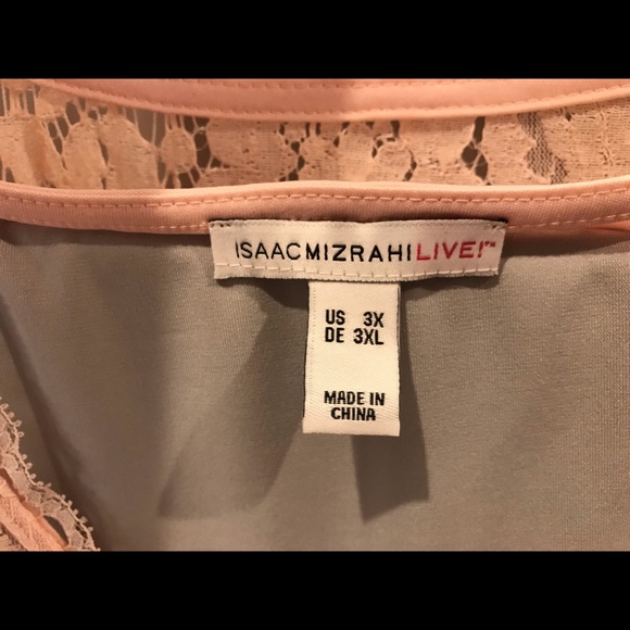 New Isaac Mizrahi Live Lace Peplum Lined Top in Blush - Picture 5 of 7